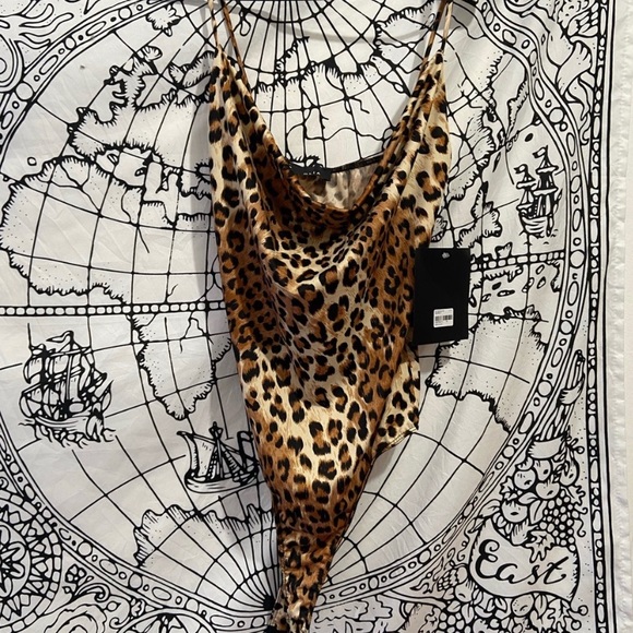 Gold-Leopard Print Plunge Bodysuit
